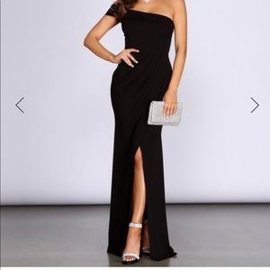 🖤 Windsor Asymmetrical Dress 🖤